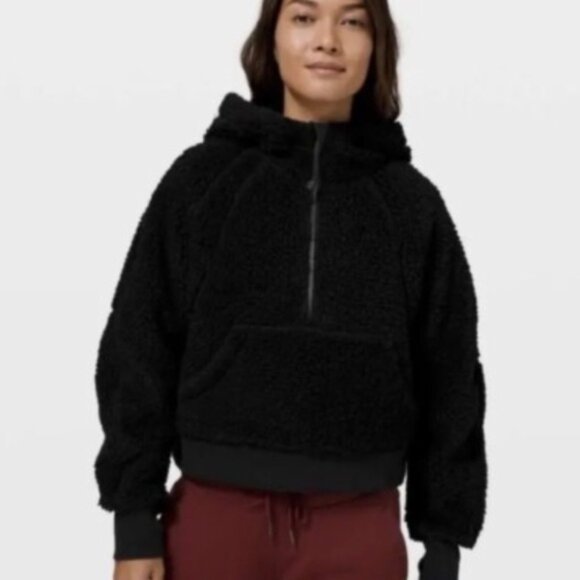 lululemon athletica Tops - Lululemon Athletica Lulu Plus Size XL/XXL Black Sherpa Teddy Bear Cropped Hoodie